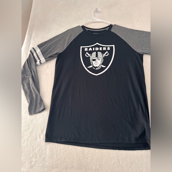 Gently Used Nike NFL Raiders Long Sleeve Dri-Fit Tee Medium Black/Gray - Unisex - Picture 1 of 6